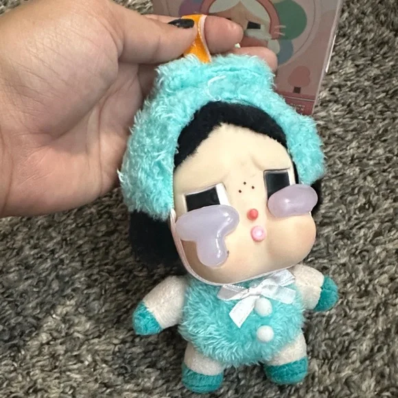 Crying Again Plush Toy - Blue plush keychain - Picture 2 of 4